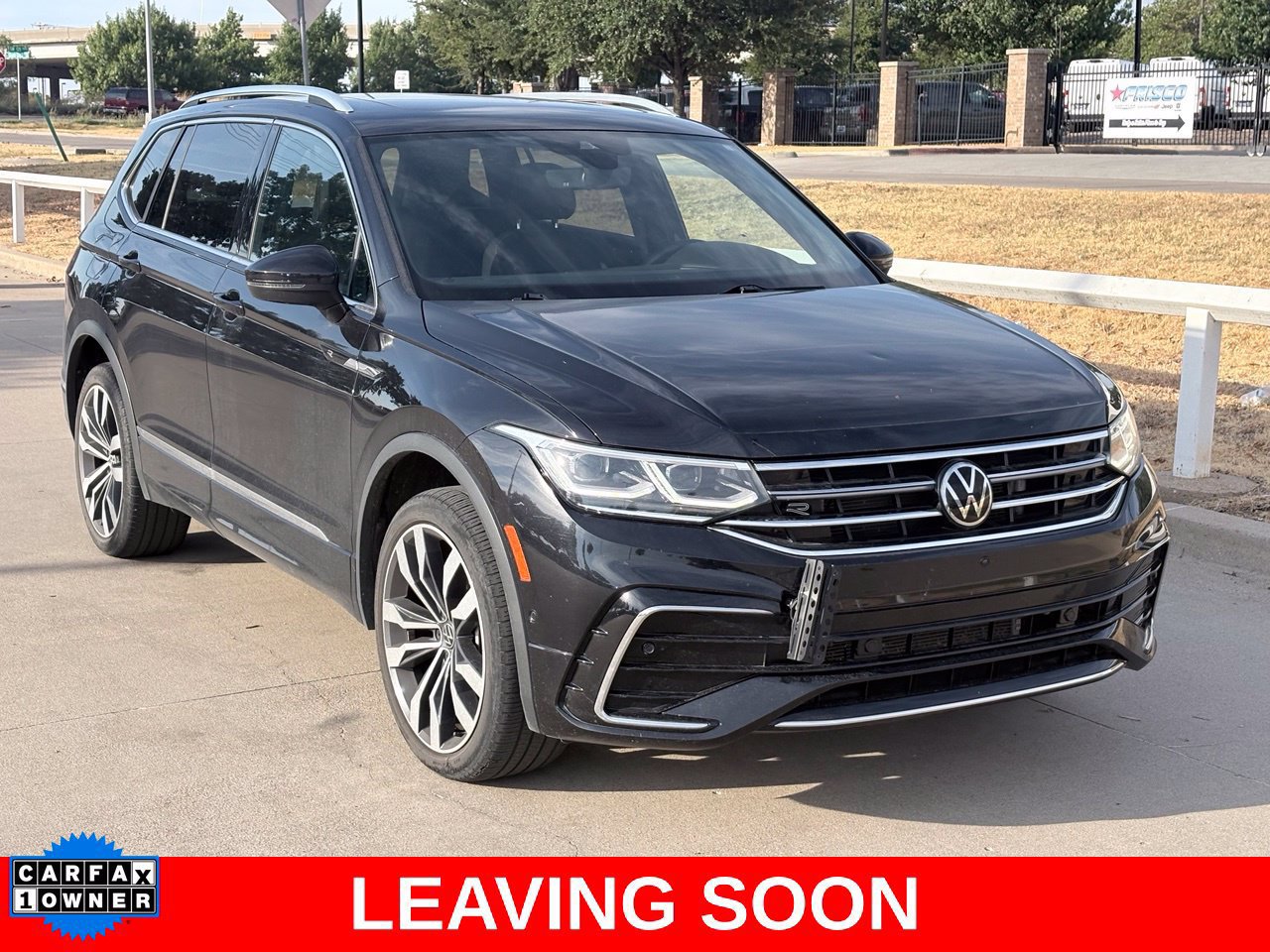 Used 2022 Volkswagen Tiguan SEL R-Line AWD/4WD image 1