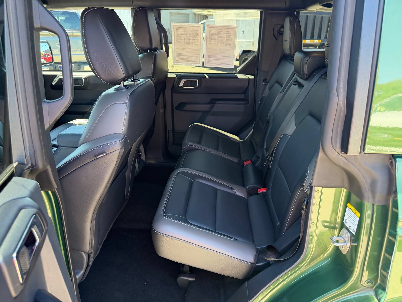 Certified 2025 Ford Bronco Outer Banks AWD/4WD image 12