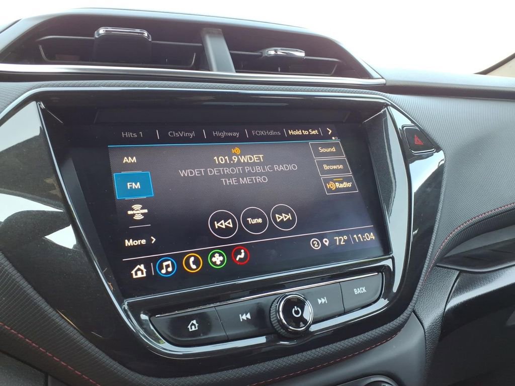 Used 2022 Chevrolet TrailBlazer RS w/ Technology Package AWD/4WD image 17