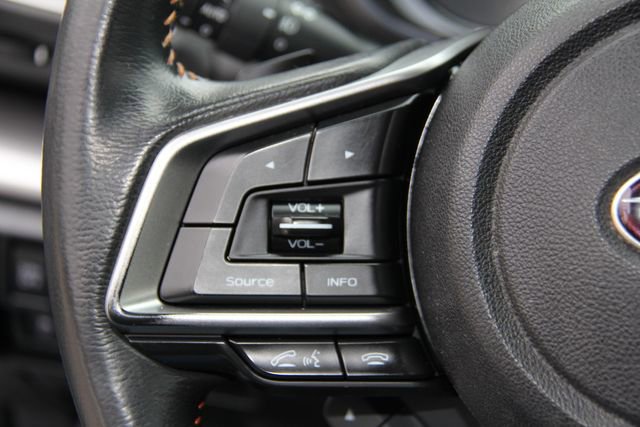 Used 2019 Subaru Crosstrek 2.0i Limited w/ Moonroof Package w/Navigation image 19