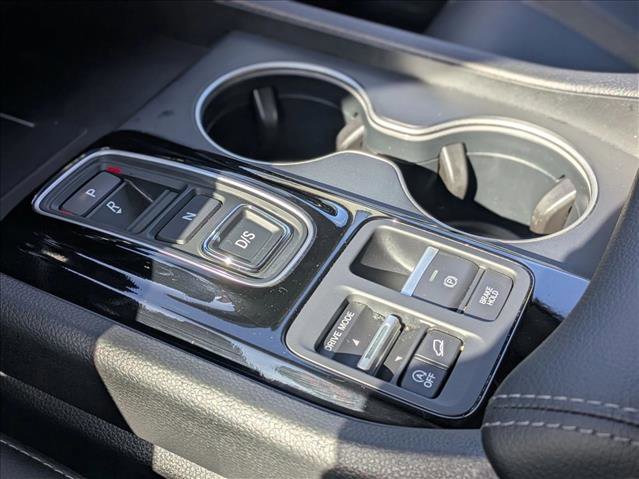 Certified 2024 Honda Pilot Touring image 14