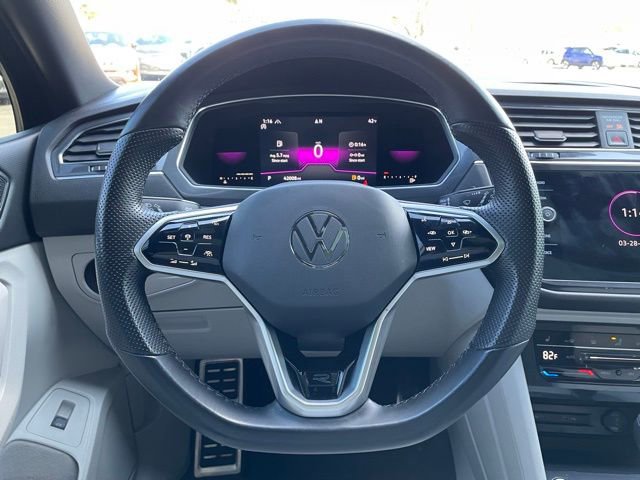 Used 2022 Volkswagen Tiguan SE R-Line AWD/4WD image 15