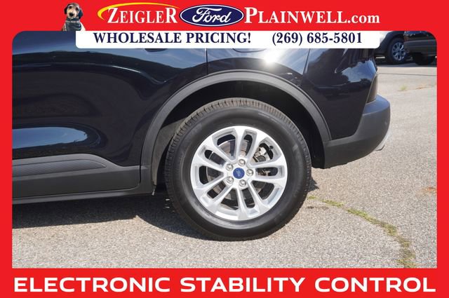 Used 2021 Ford Escape SE image 9