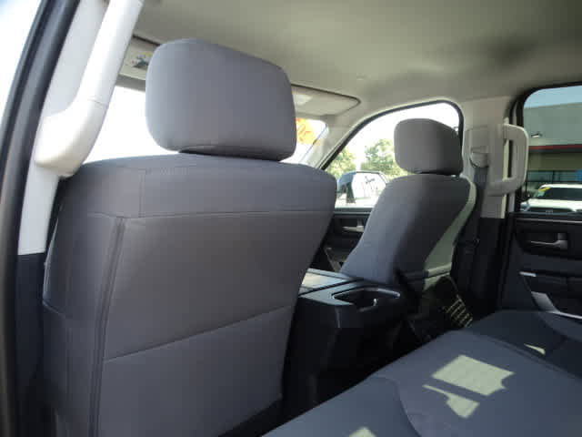 Used 2024 Toyota Tundra SR5 w/ SR5 Convenience Package AWD/4WD image 23