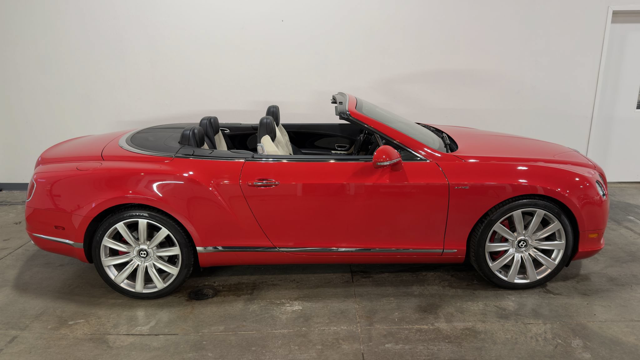 Used 2015 Bentley Continental GT AWD/4WD image 13