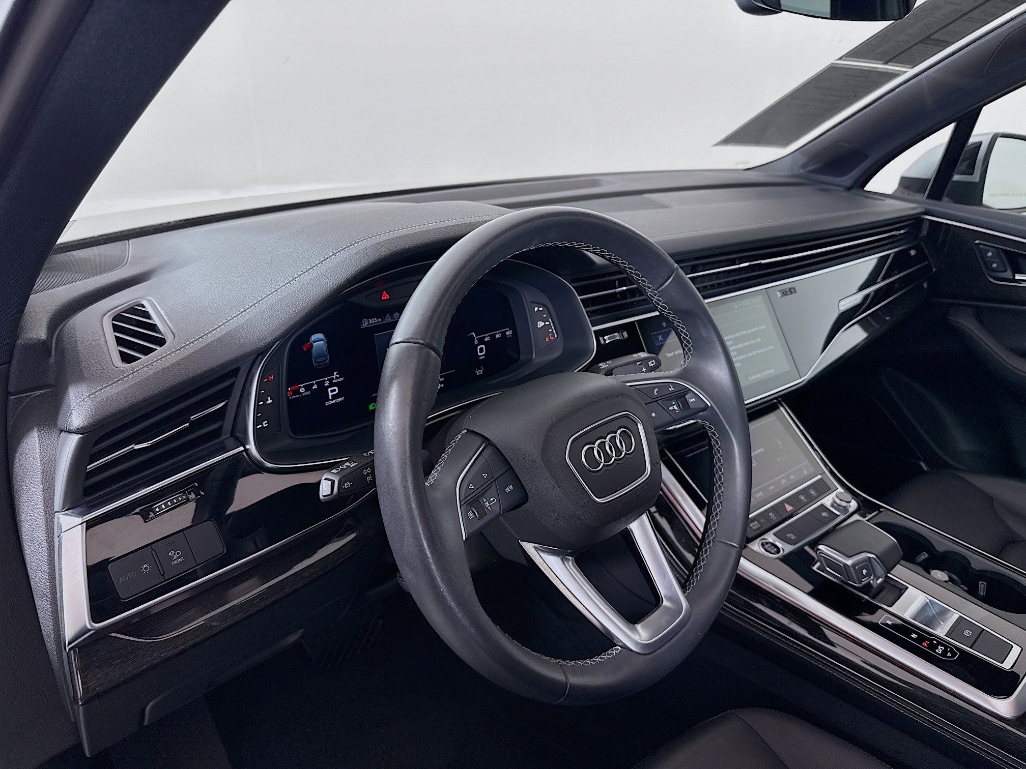 Used 2025 Audi Q7 3.0T Premium Plus image 9
