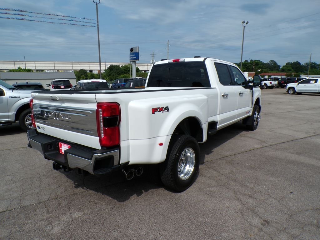 New 2026 Ford F350 King Ranch w/ Chrome Package AWD/4WD image 7