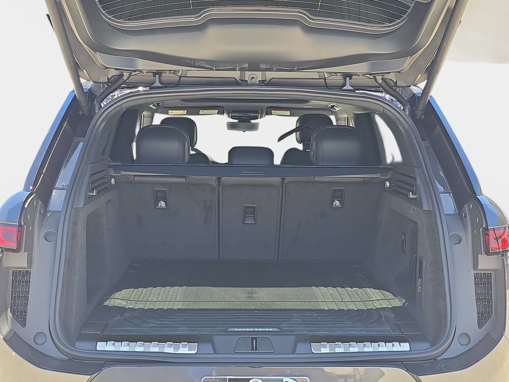 New 2026 Land Rover Range Rover Sport Dynamic SE AWD/4WD image 12