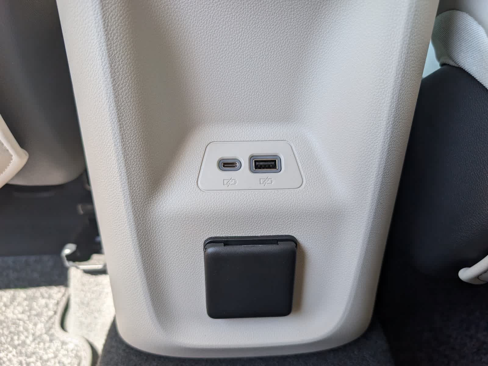 Certified 2023 Buick Envision Avenir AWD/4WD image 13