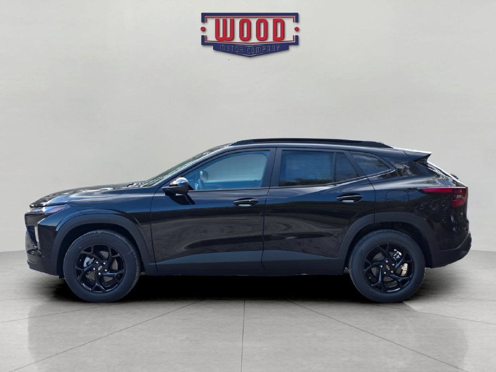 New 2026 Chevrolet Trax LT w/ Midnight Edition FWD image 4