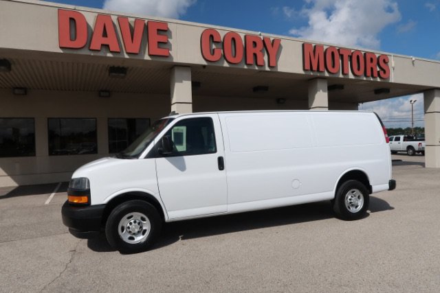 Used 2021 Chevrolet Express 2500 Extended RWD image 1
