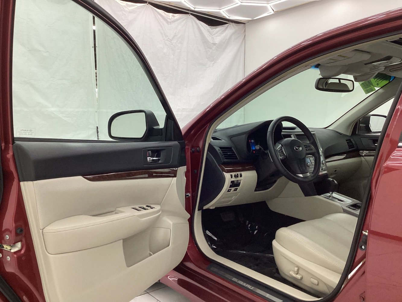 Used 2013 Subaru Legacy 3.6R Limited image 14