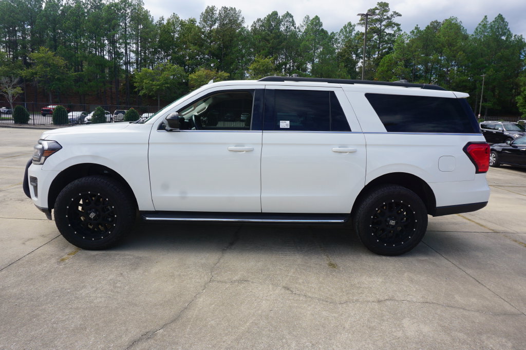 Used 2022 Ford Expedition Max XLT RWD image 23
