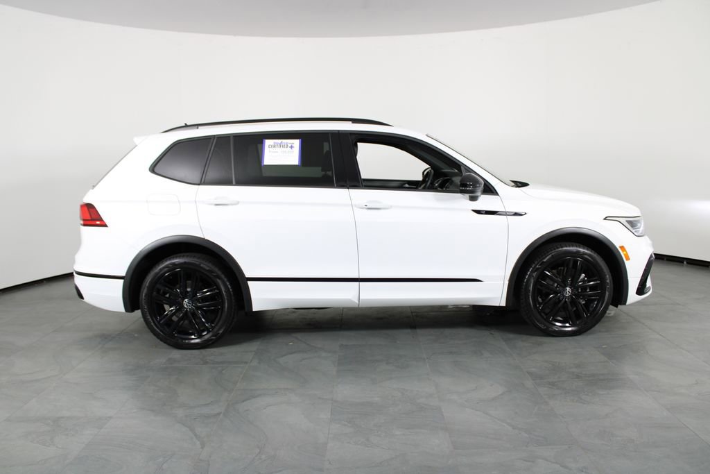 Used 2022 Volkswagen Tiguan SE R-Line image 13