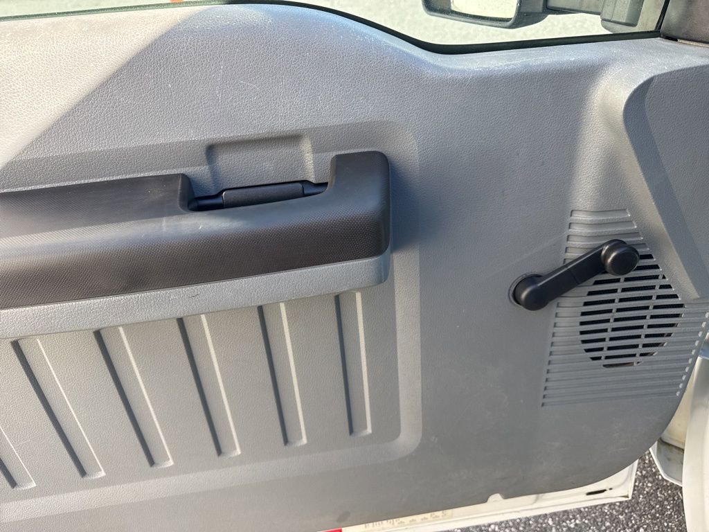Used 2015 Ford F350 XL RWD image 9