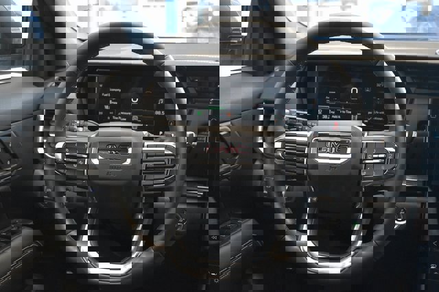 Used 2025 GMC Terrain Elevation w/ Technology Package II image 26