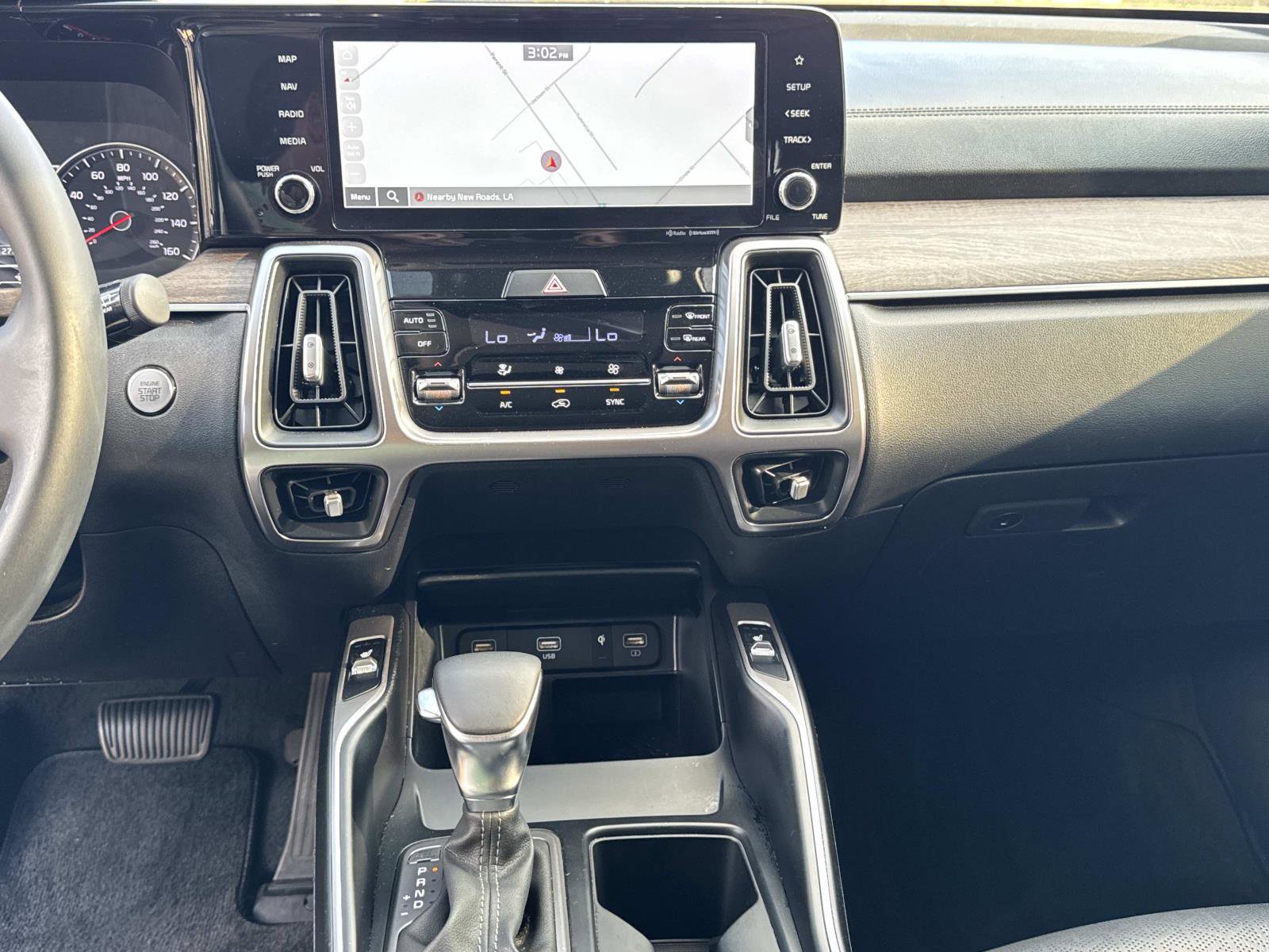 Used 2023 Kia Sorento X-Line EX image 24