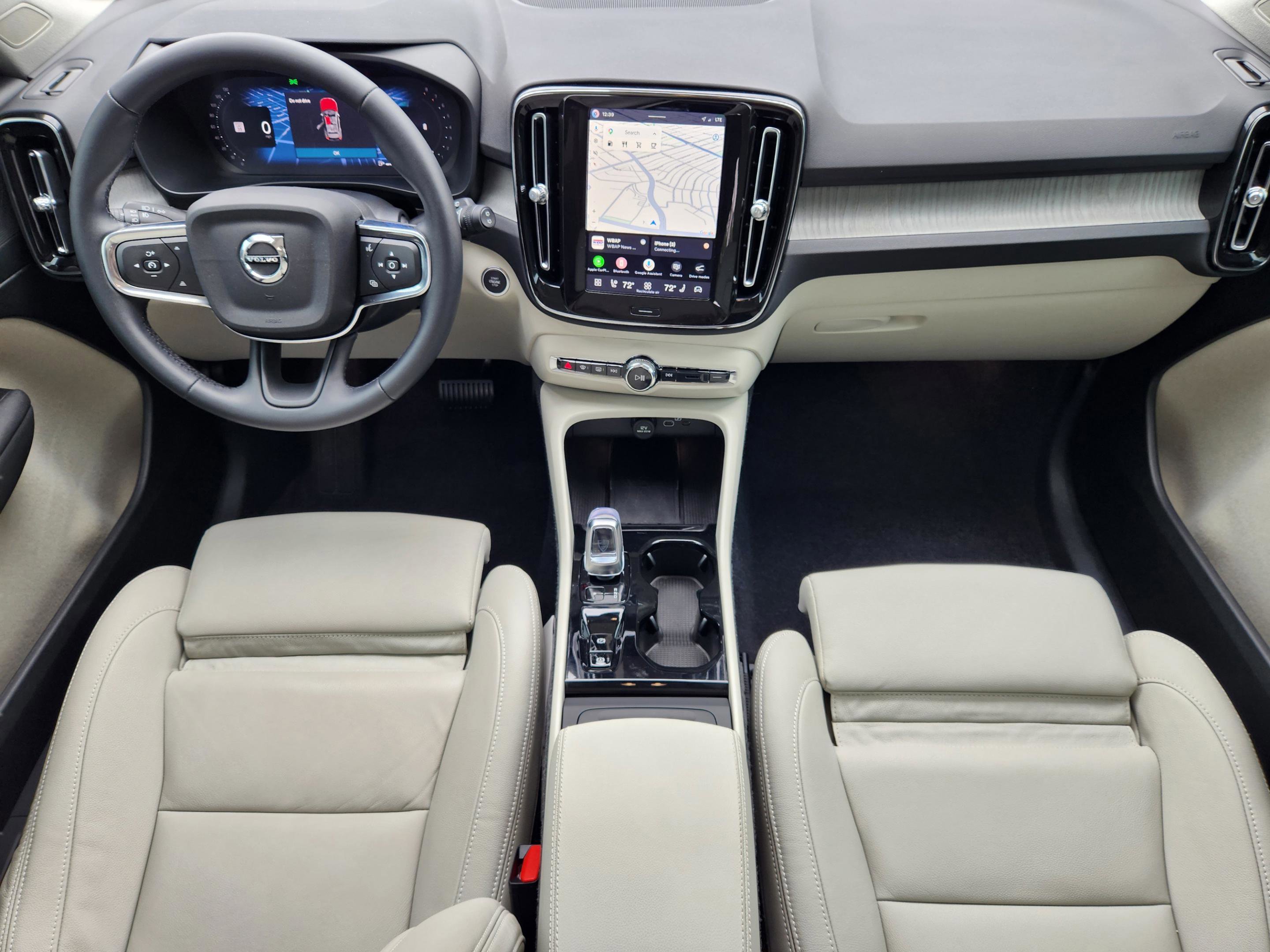 Used 2026 Volvo XC40 B5 Plus w/ Protection Package Premier AWD/4WD image 27