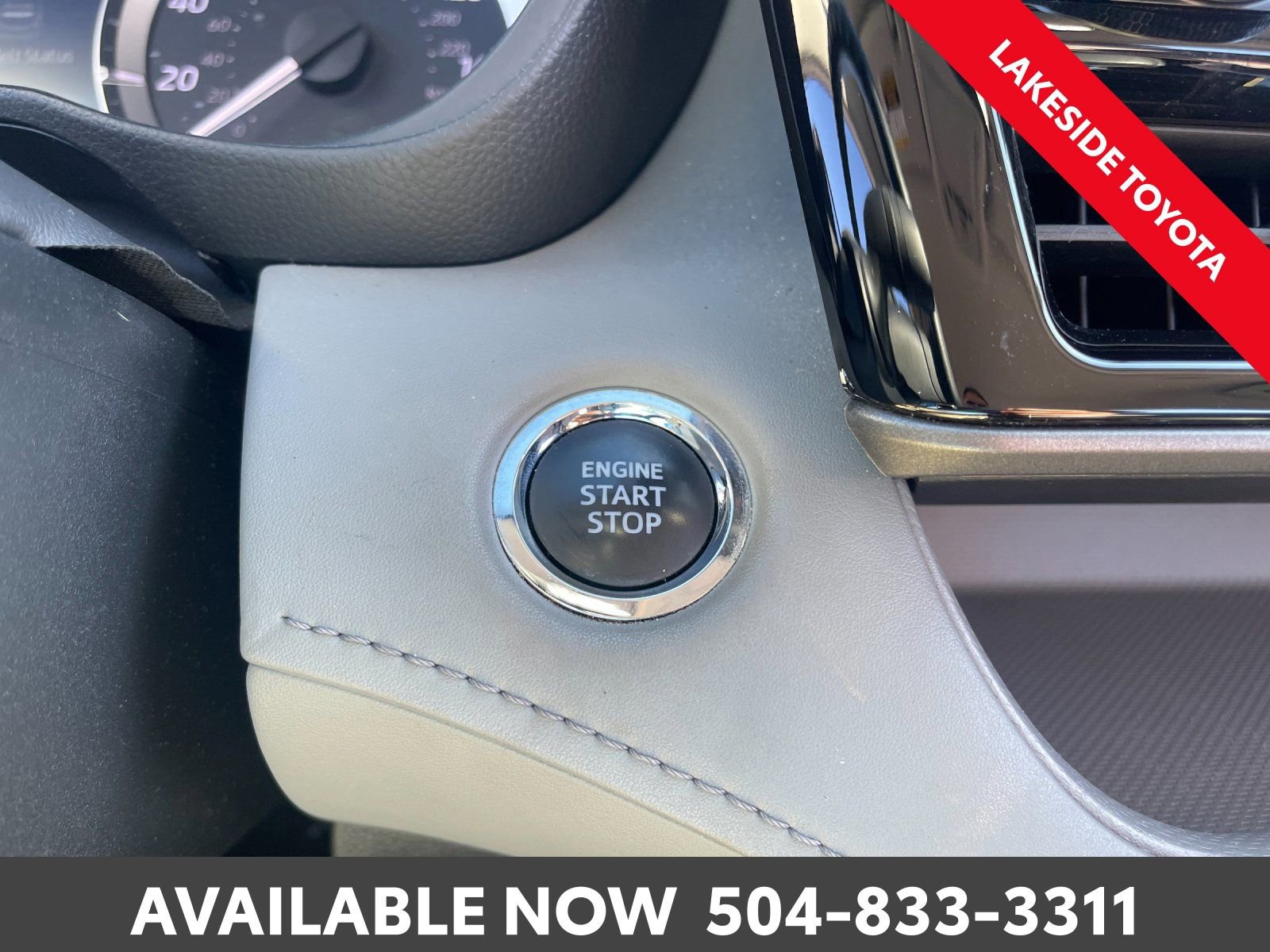 Used 2023 Toyota Highlander L image 33