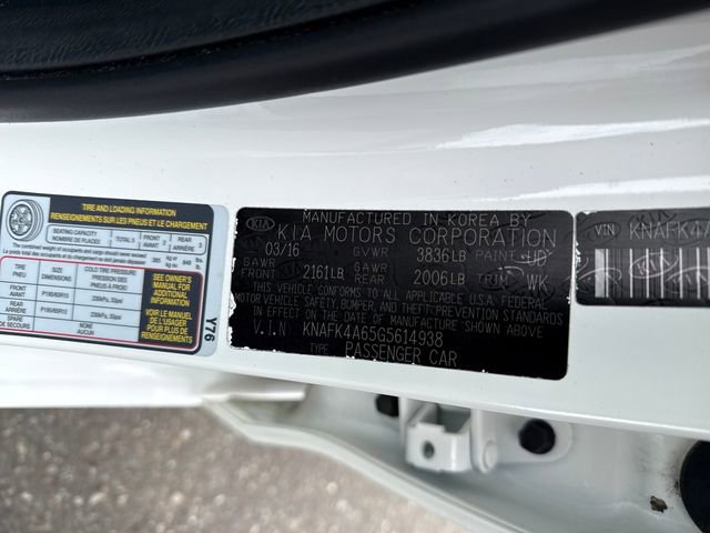 Used 2016 Kia Forte LX image 18