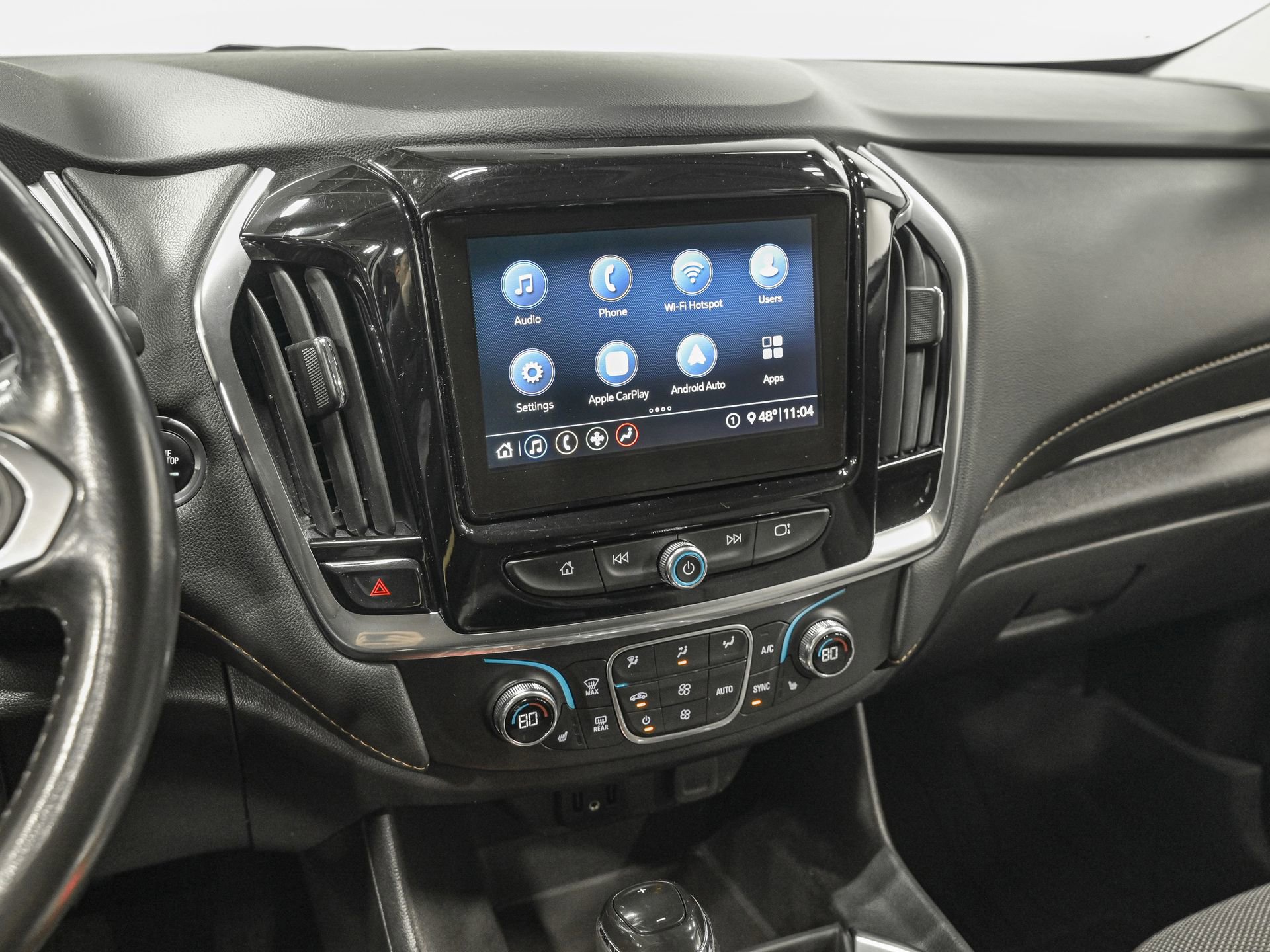 Used 2020 Chevrolet Traverse LT w/ LPO, Floor Liner Package image 24