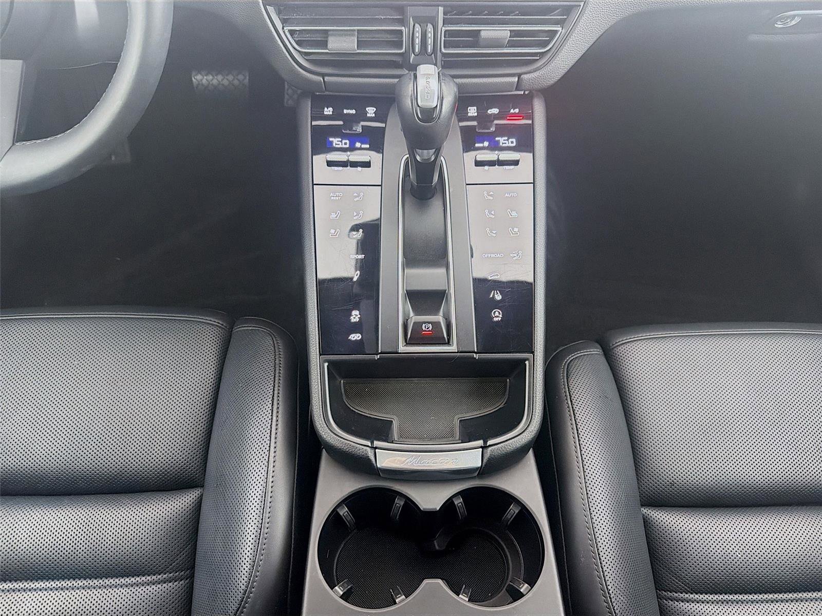 Certified 2023 Porsche Macan S AWD/4WD image 20