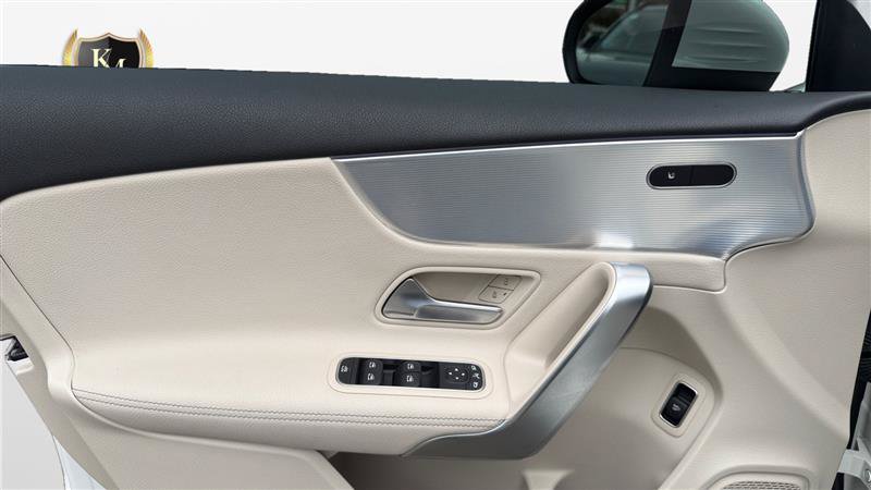 Used 2022 Mercedes-Benz A 220 image 11