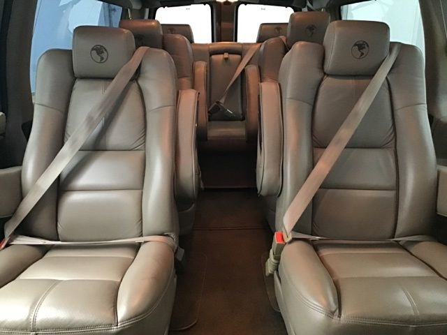 Used 2019 GMC Savana 2500 Extended w/ Enhanced Convenience Package image 48
