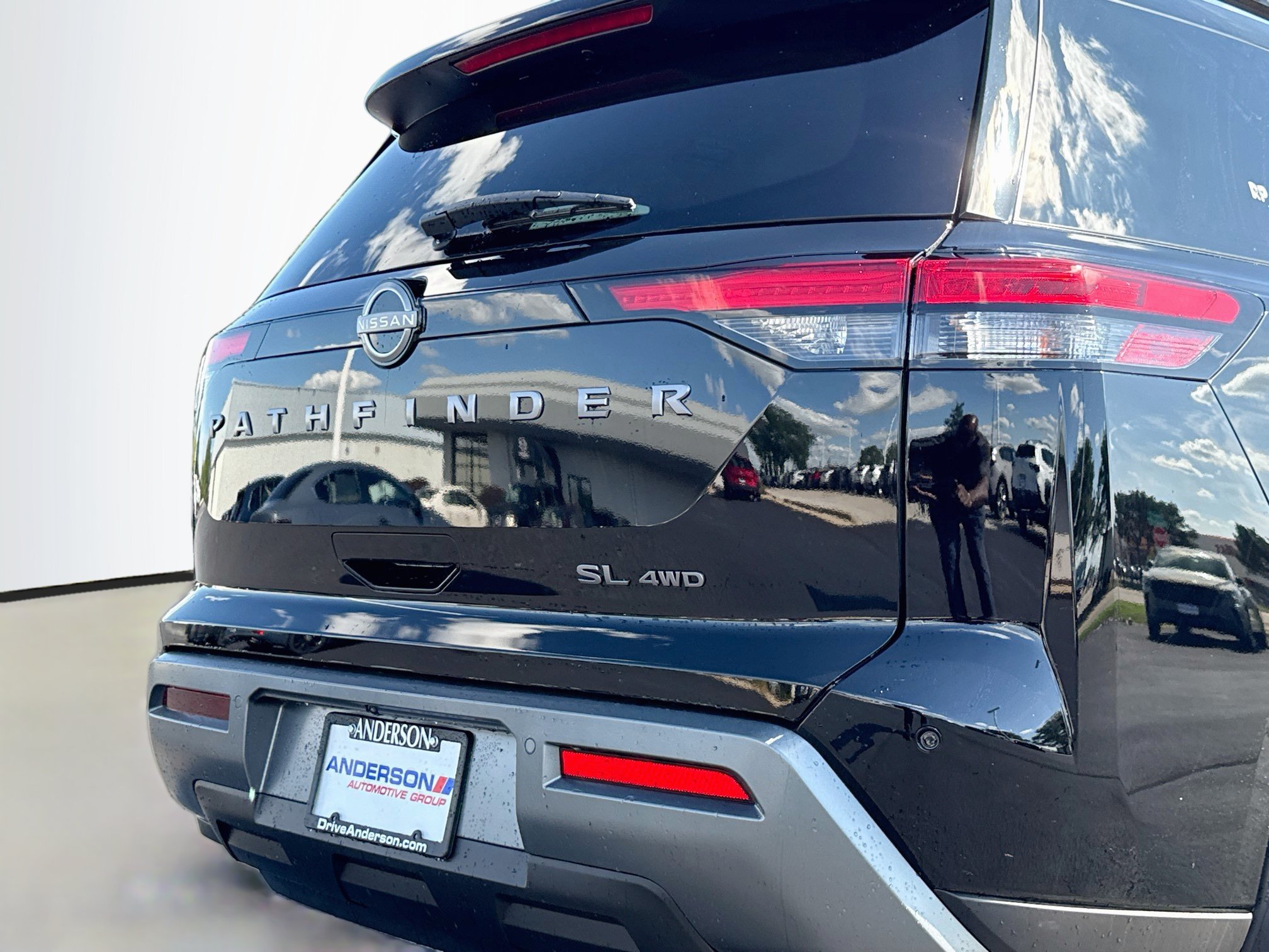 New 2026 Nissan Pathfinder SL AWD/4WD image 15