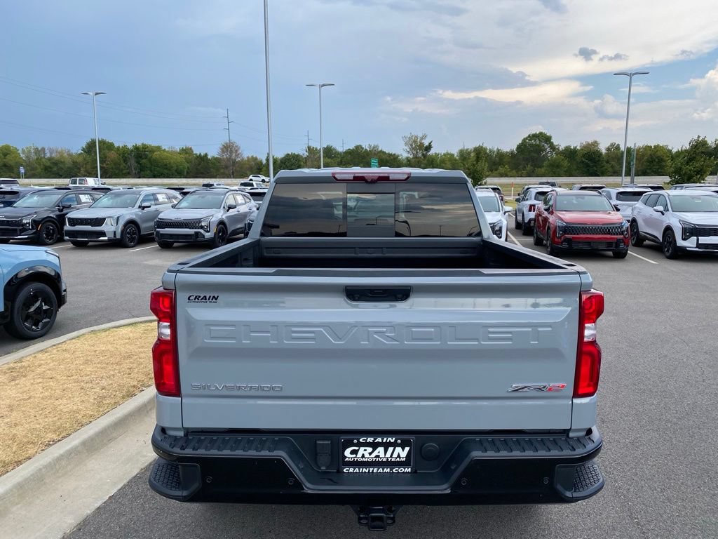 Used 2024 Chevrolet Silverado 1500 ZR2 w/ Technology Package AWD/4WD image 7