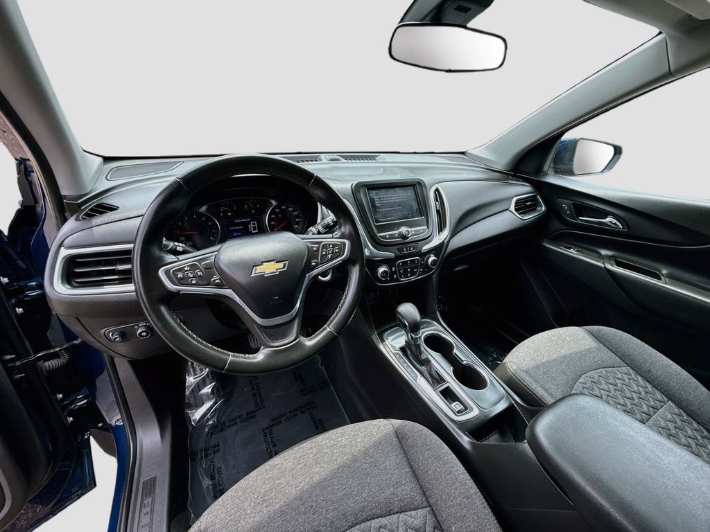 Used 2023 Chevrolet Equinox LT FWD image 9