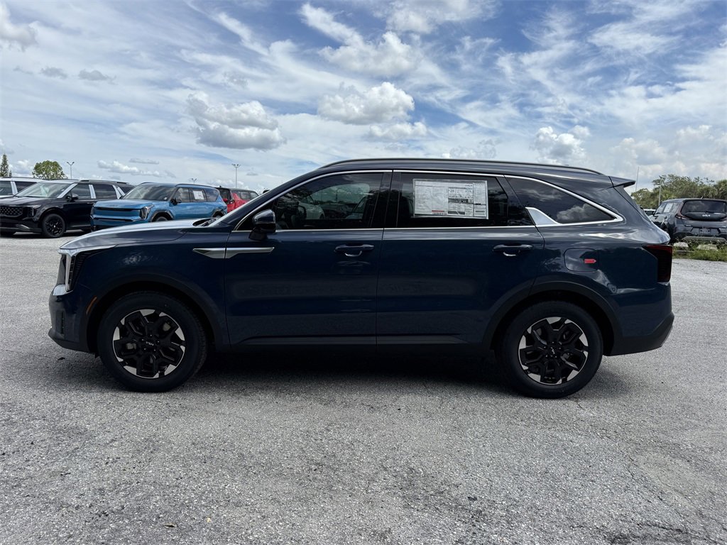New 2026 Kia Sorento S w/ S Panoramic Sunroof Package image 6