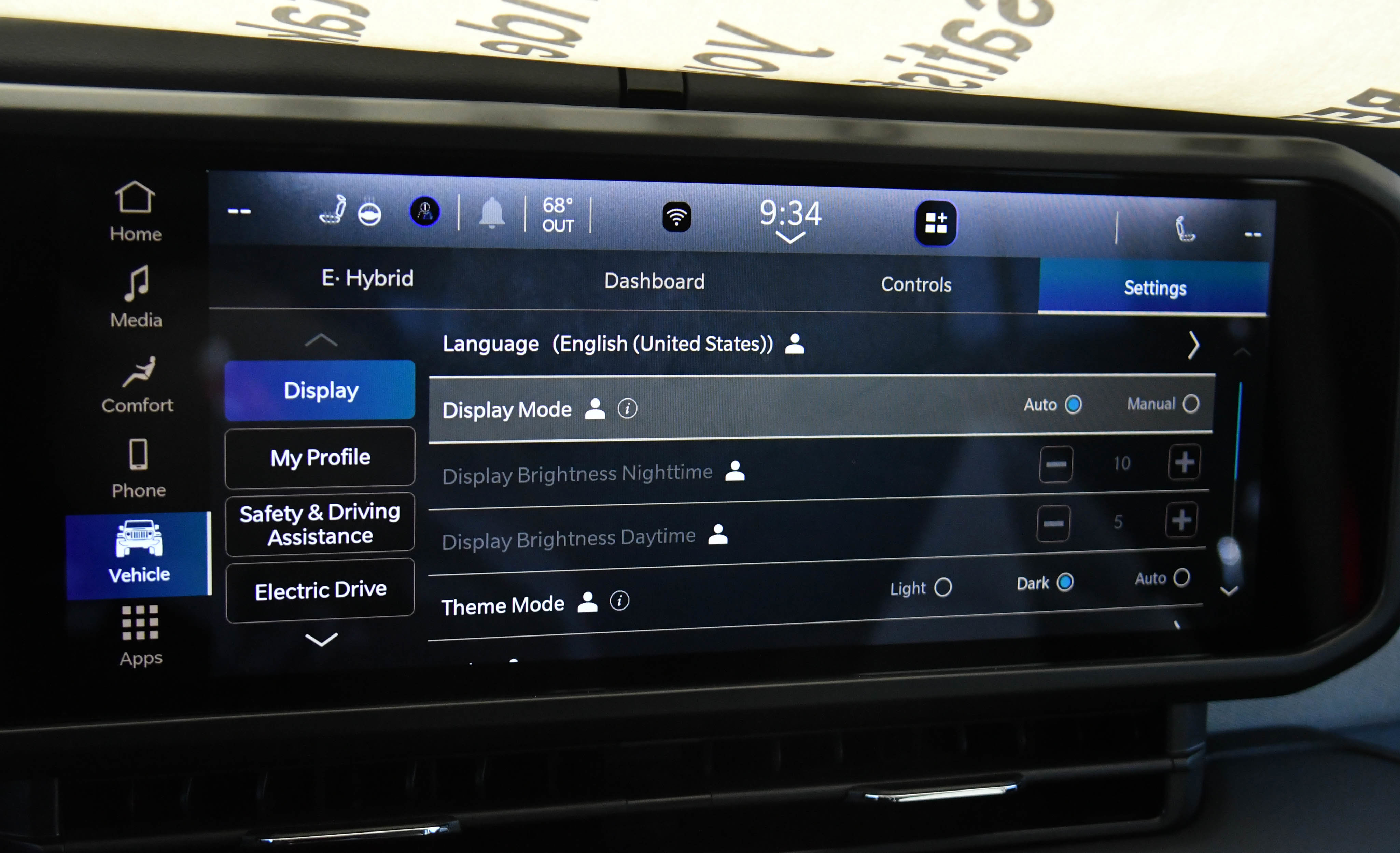 Used 2025 Jeep Wrangler Sahara image 25