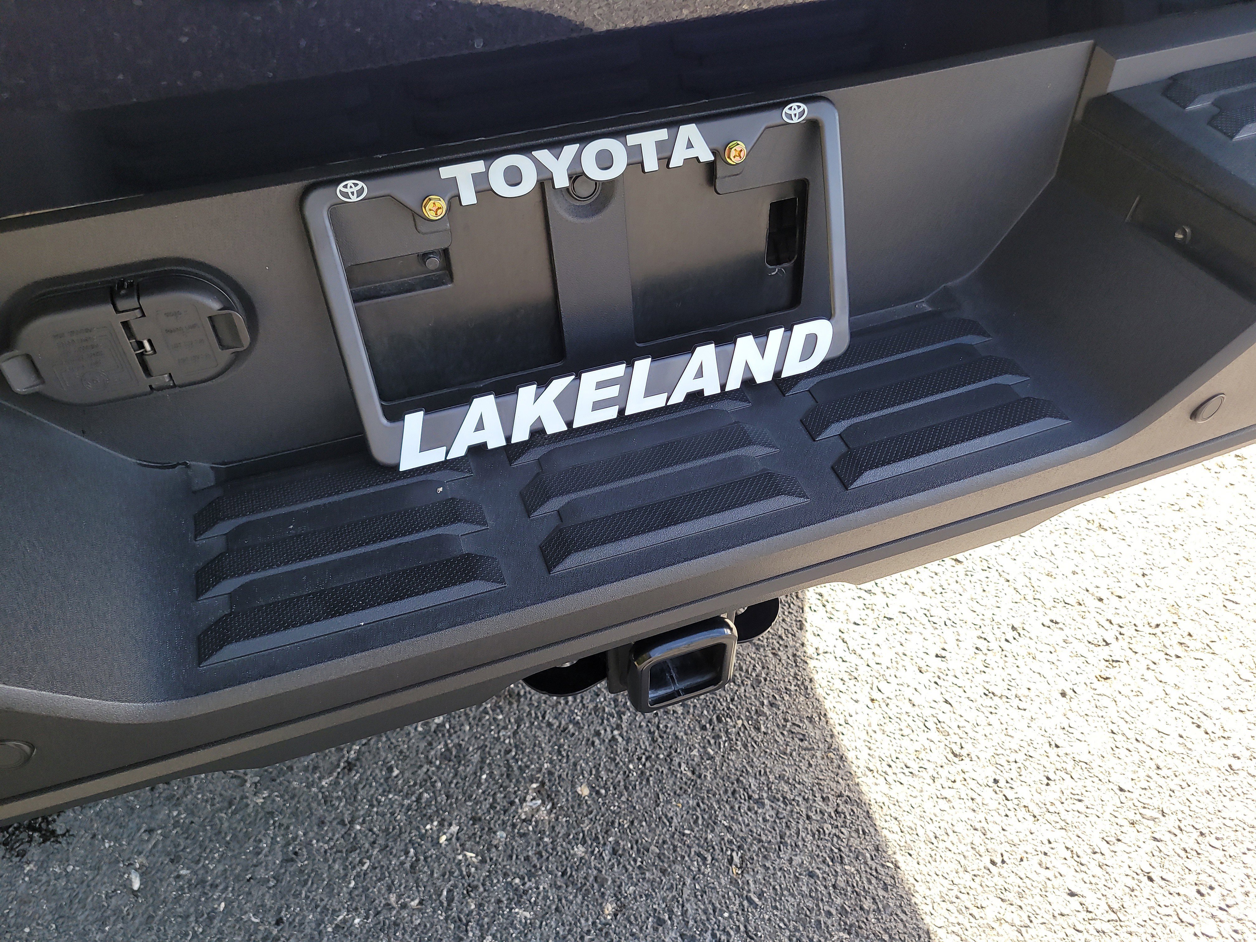 Used 2025 Toyota Tundra Limited image 13