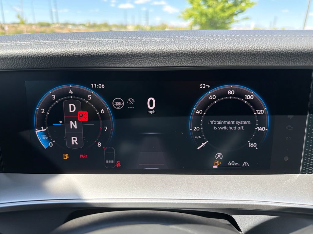 Certified 2025 Volkswagen Tiguan SE AWD/4WD image 18