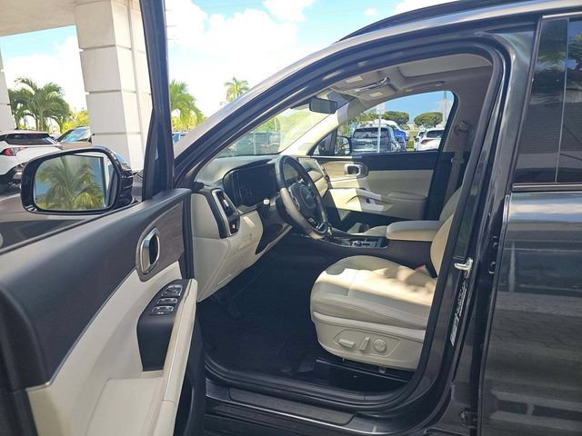 Used 2022 Kia Sorento EX w/ Panoramic Sunroof Package FWD image 8