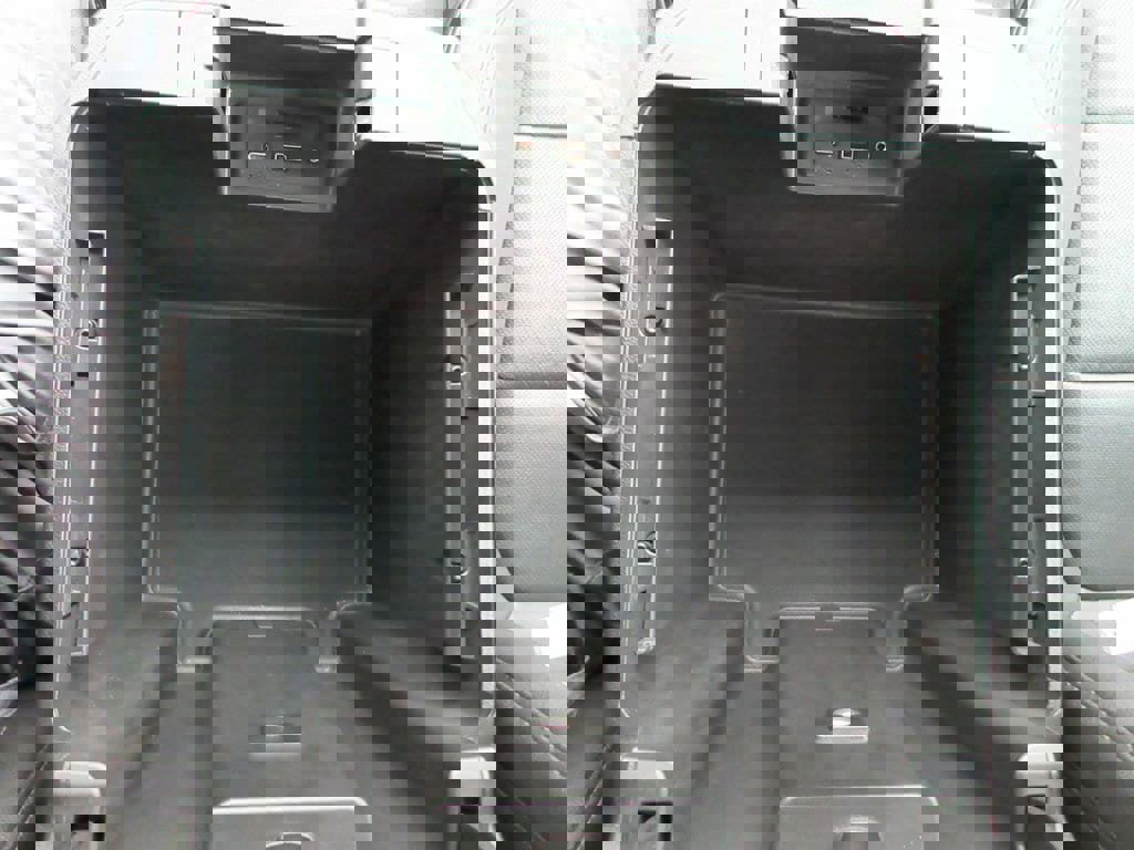 Certified 2022 Chevrolet Silverado 3500 LTZ w/ LTZ Convenience Package AWD/4WD image 31