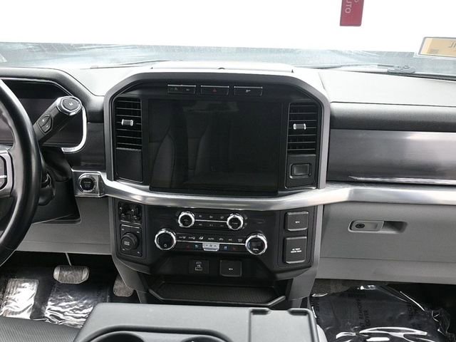 Used 2021 Ford F150 Lariat w/ Equipment Group 501A Mid image 19