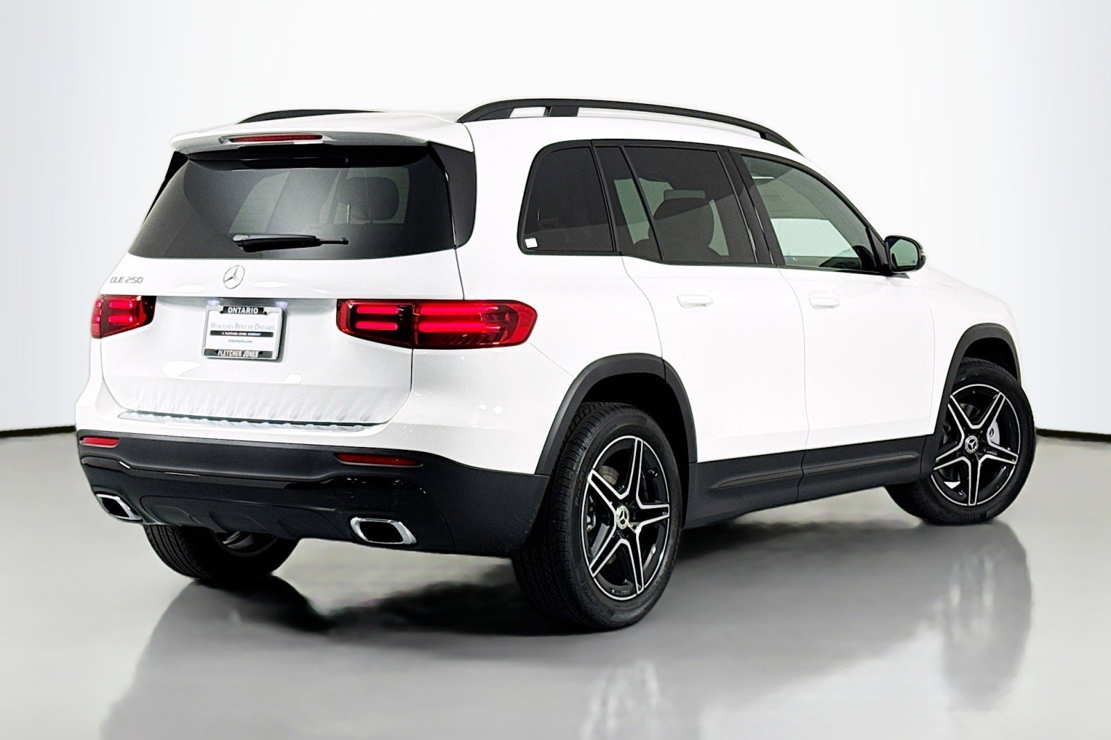 New 2026 Mercedes-Benz GLB 250 image 12