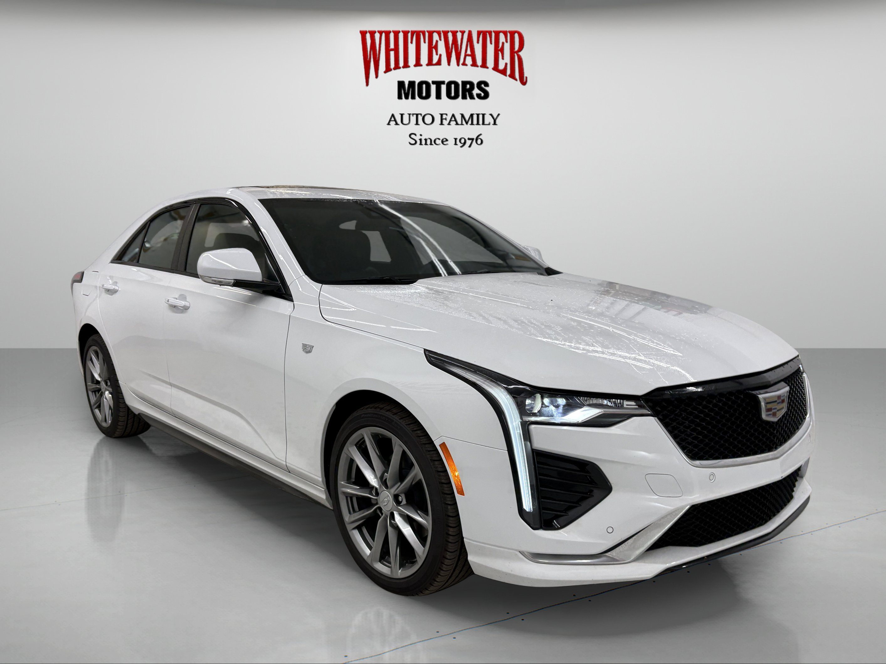 Used 2025 Cadillac CT4 Sport RWD image 5