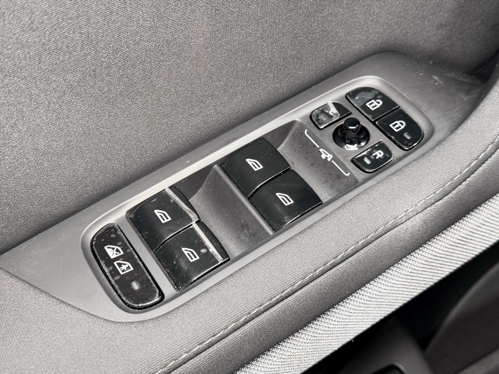 Used 2023 Polestar Polestar 2 w/ Pilot Pack AWD/4WD image 7