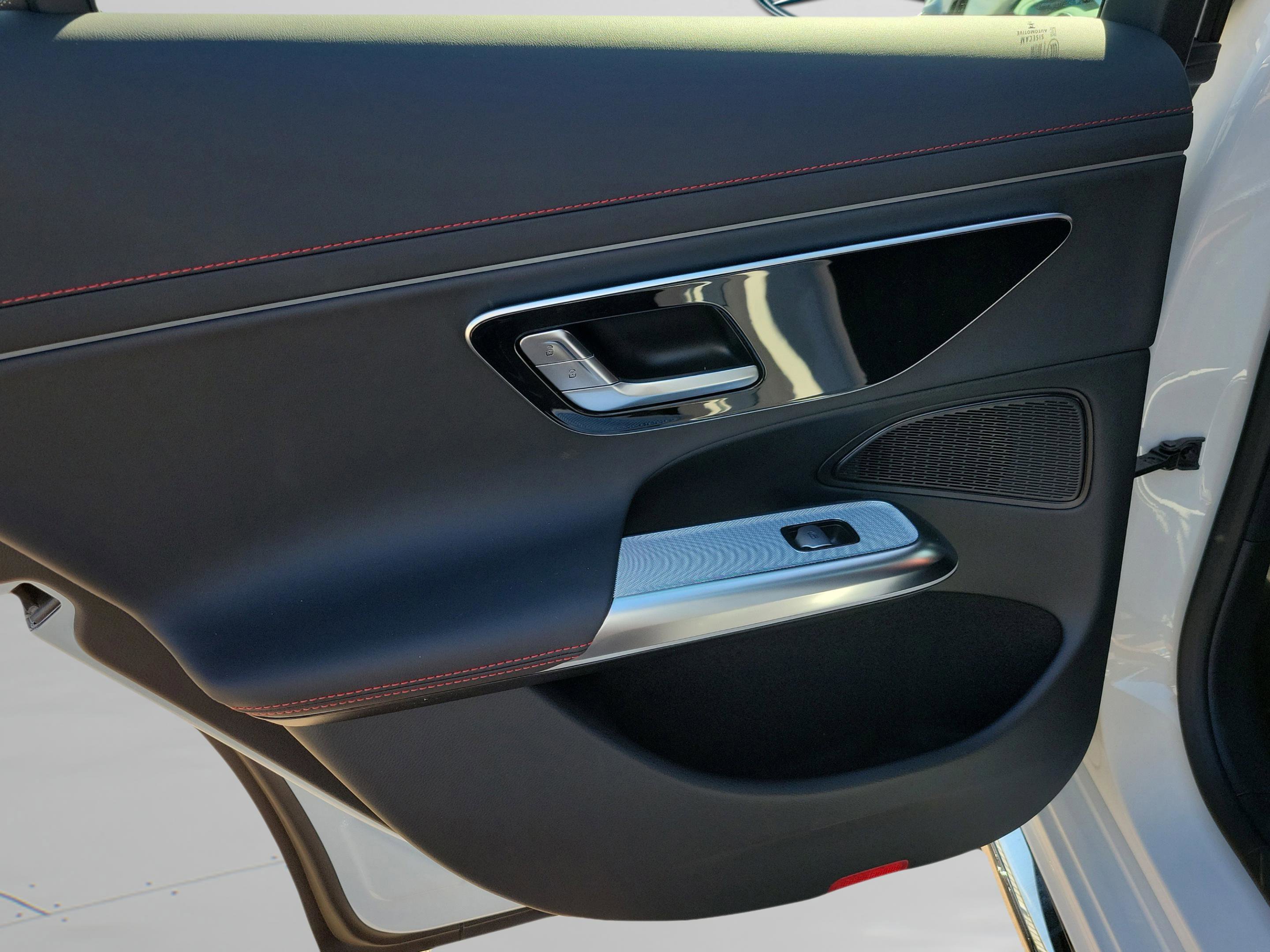 New 2026 Mercedes-Benz E 53 AMG e 4MATIC Sedan image 11