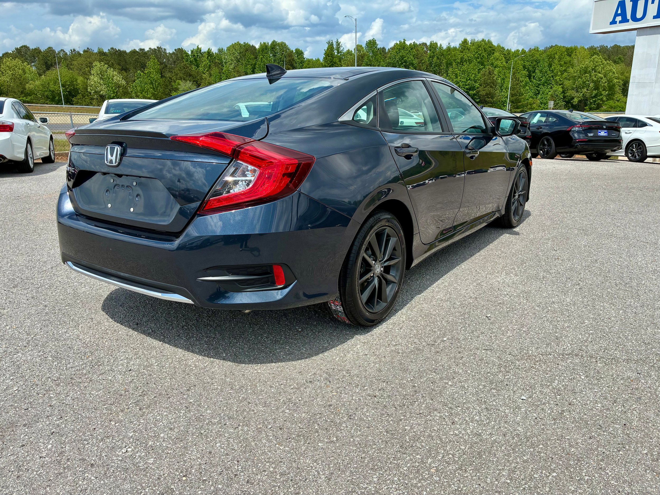 Used 2021 Honda Civic EX image 3