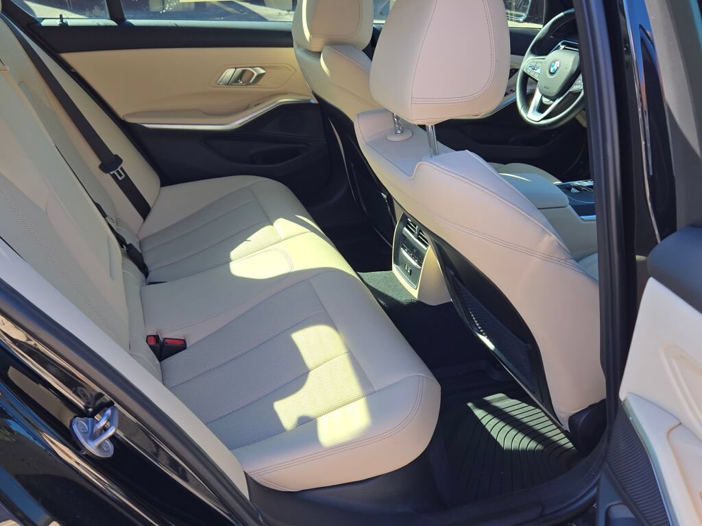 Used 2023 BMW 330i xDrive Sedan w/ Driving Assistance Package AWD/4WD image 16