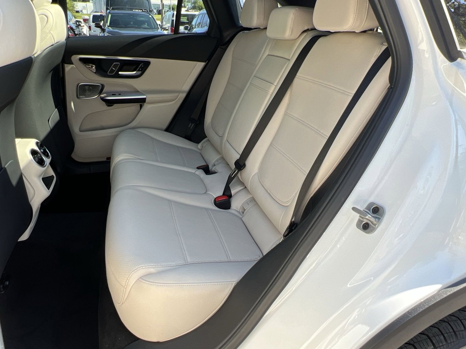 New 2026 Mercedes-Benz GLC 300 4MATIC image 23