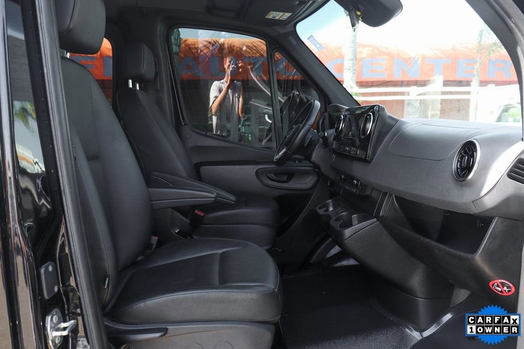 Used 2023 Mercedes-Benz Sprinter 2500 image 37