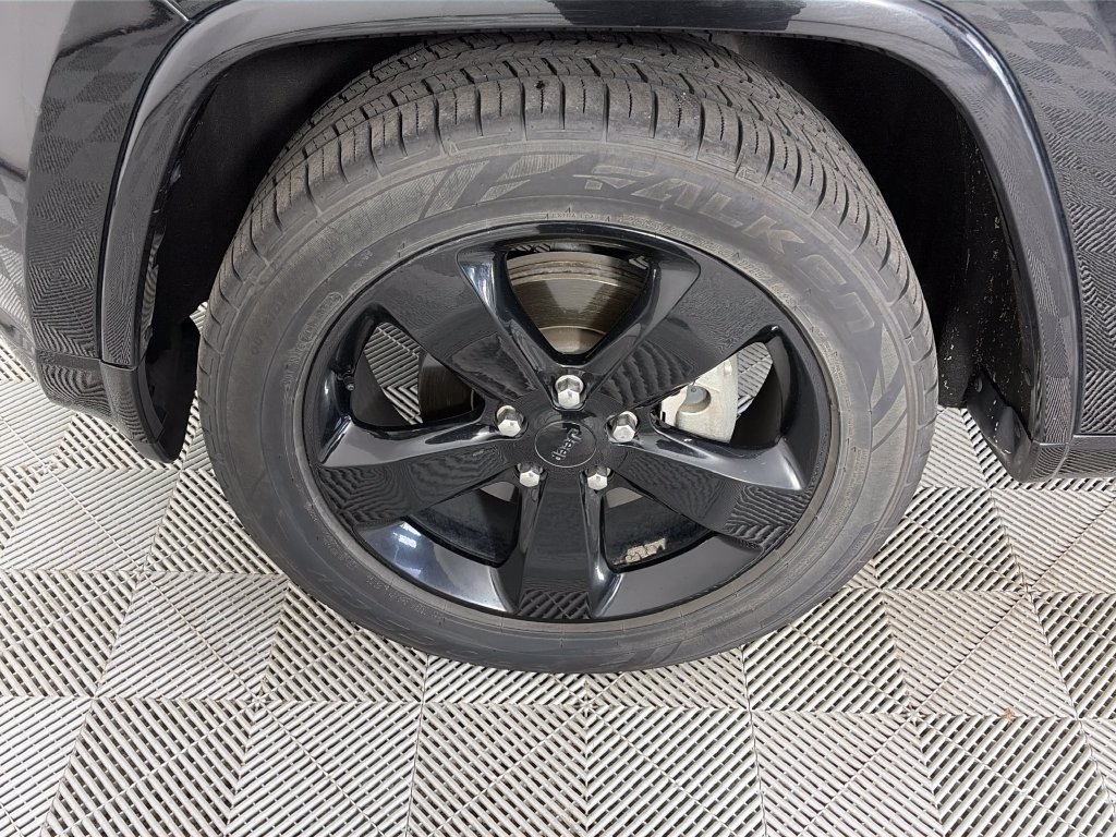Used 2015 Jeep Grand Cherokee Altitude AWD/4WD image 8
