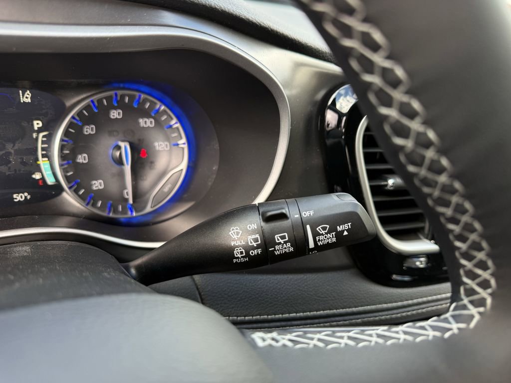 New 2026 Chrysler Pacifica Select image 29