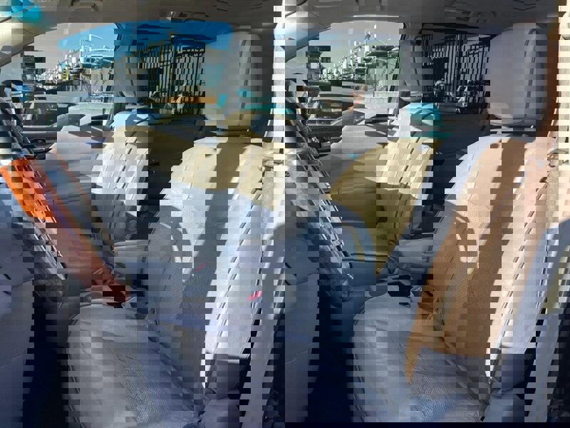 Used 2012 Nissan Quest LE image 19