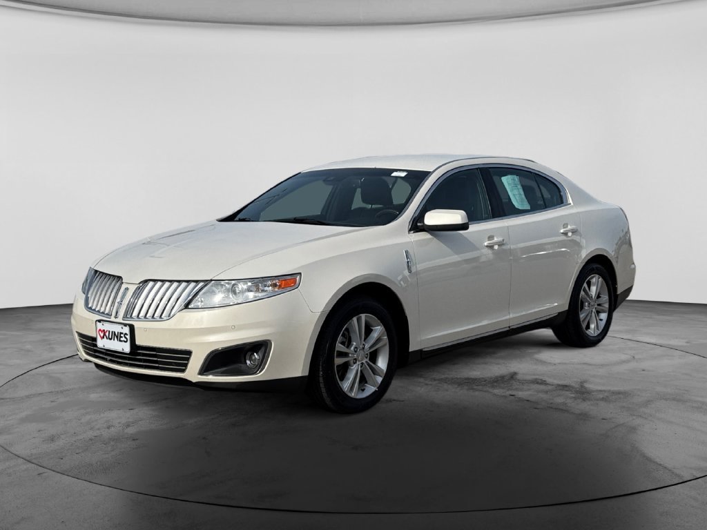 Used 2009 Lincoln MKS AWD image 4